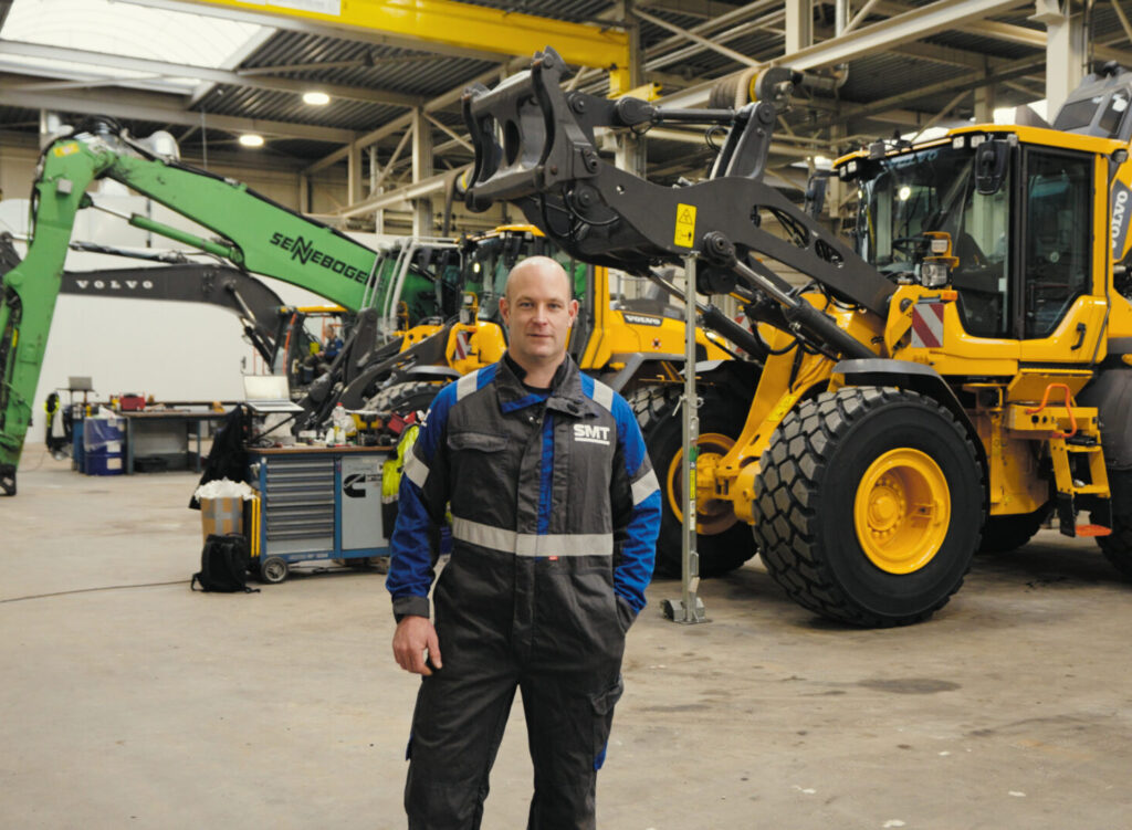 Werken-bij-SMT-vacatures-techniek-grondverzet-bouwmachines-graafmachines monteur binnendienst